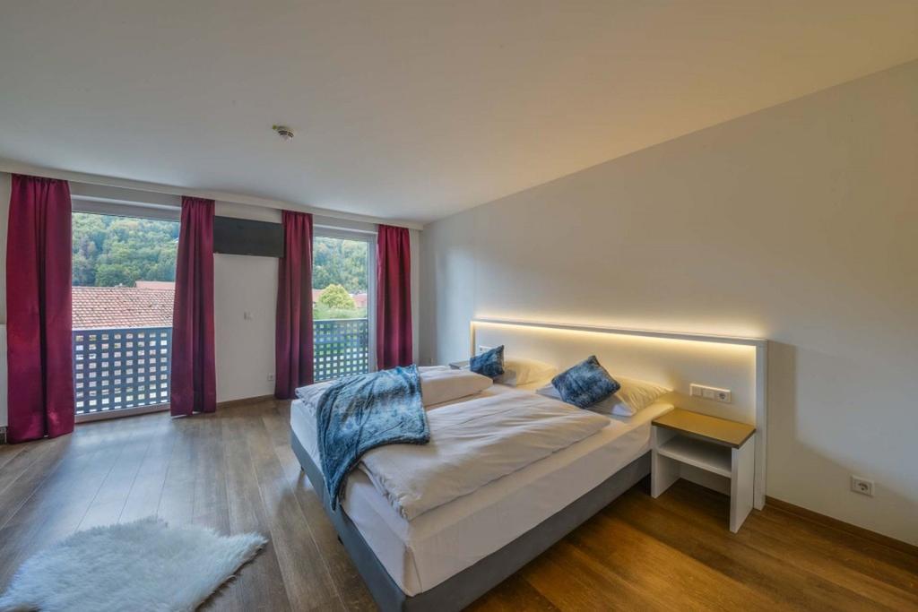 Hotel Gasthof Heckl Kinding Ngoại thất bức ảnh